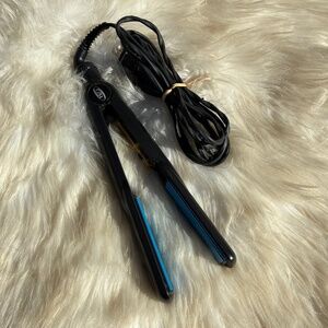 HAI Classic Convertible Hair Straightener